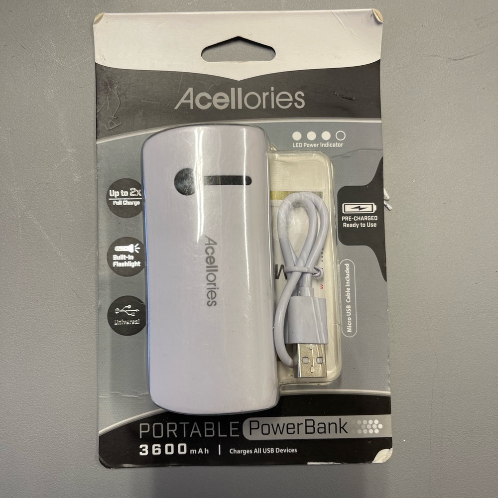 ACELLORIES 3600mAh Portable PowerBank LED - Precharged - White